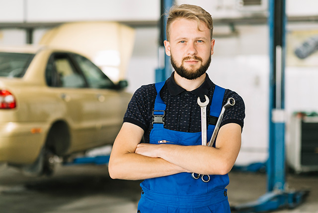 Bogdan, Manager, FixCar Auto Service